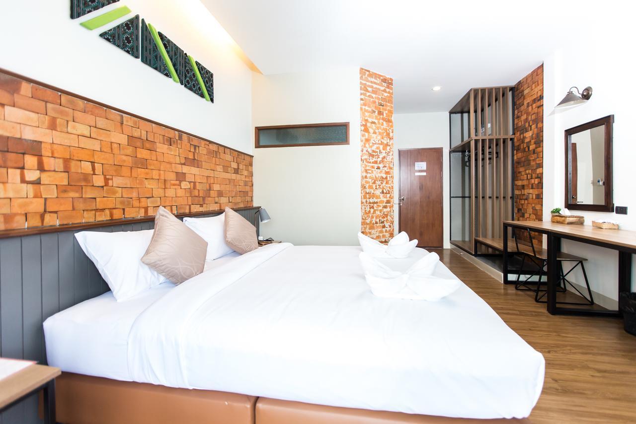 The Old City Wall Inn Chiang Mai Exterior photo