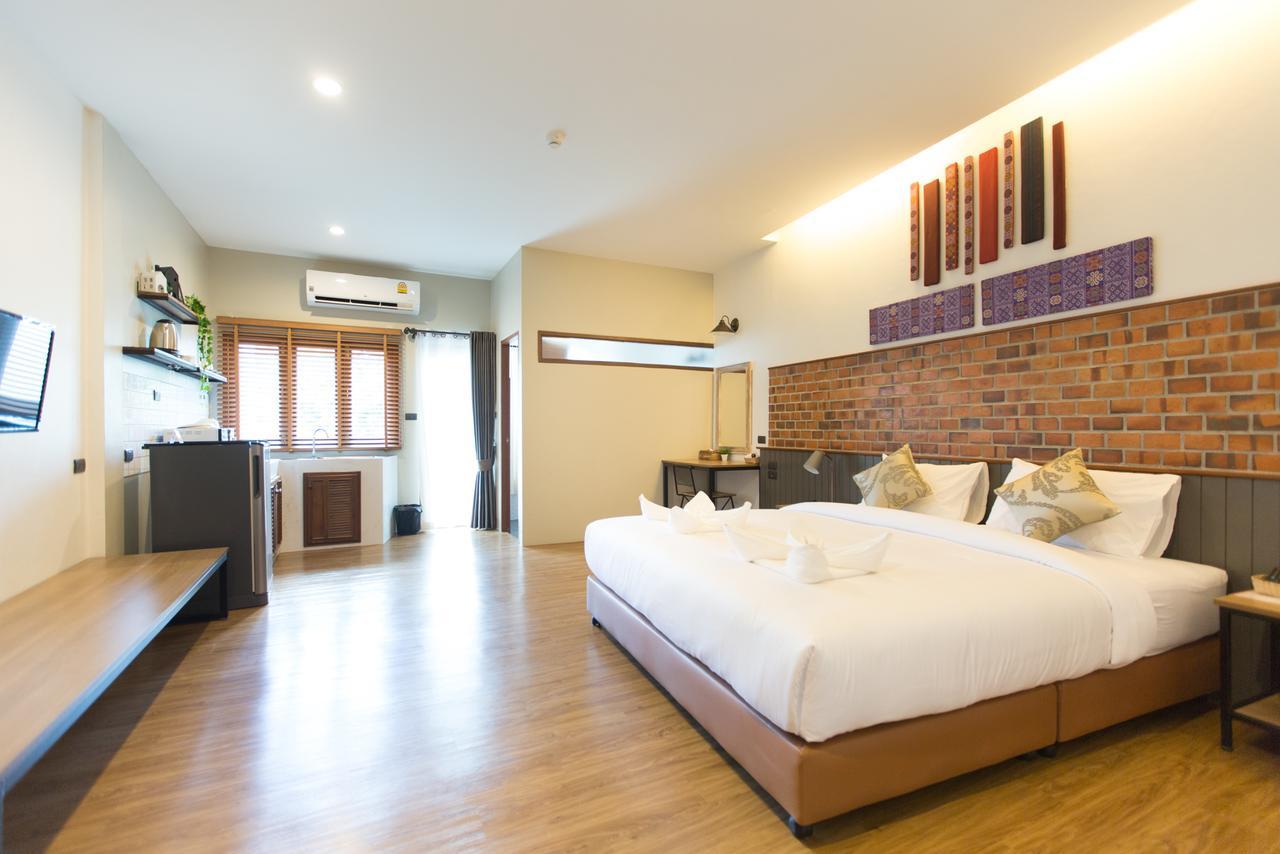 The Old City Wall Inn Chiang Mai Exterior photo