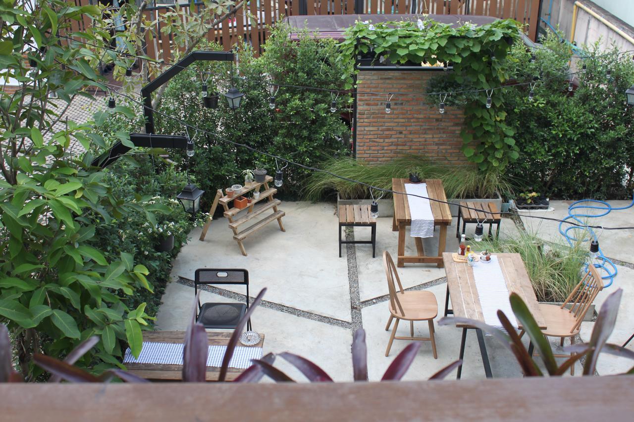 The Old City Wall Inn Chiang Mai Exterior photo