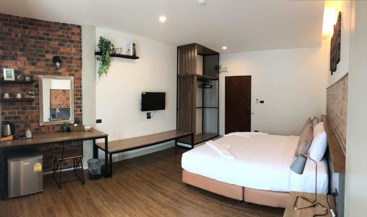 The Old City Wall Inn Chiang Mai Exterior photo